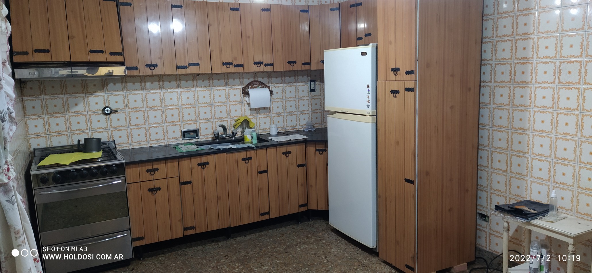 DEPARTAMENTO EN PH 3 dormitorios apto profesional MUY BUENA UBICACION,  CUADRA DE H. IRIGOYEN