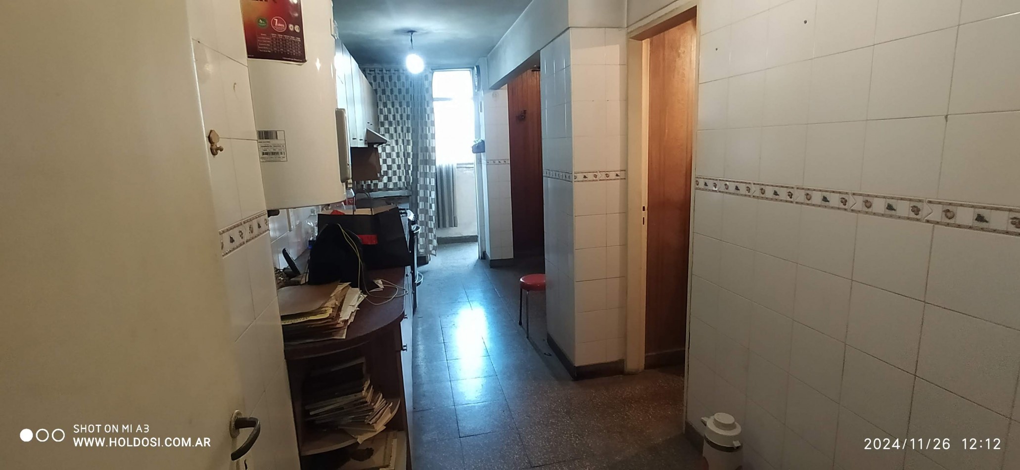 IMPORTANTE DEPARTAMENTO FLORESTA 5 ambientes y comedor diario o dependencia, 3 baños, 2 balcones.