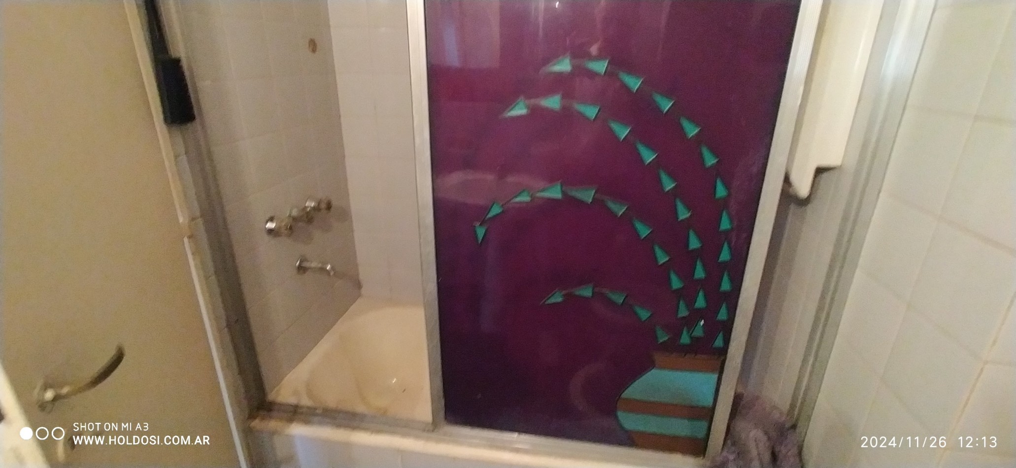 IMPORTANTE DEPARTAMENTO FLORESTA 5 ambientes y comedor diario o dependencia, 3 baños, 2 balcones.