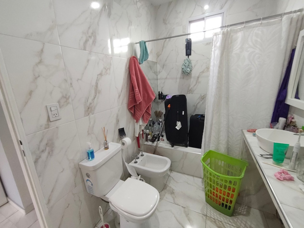 7 ambientes | 5 dormitorios | Vestidor | Pileta | Quincho | Parque | Orientacion Norte
