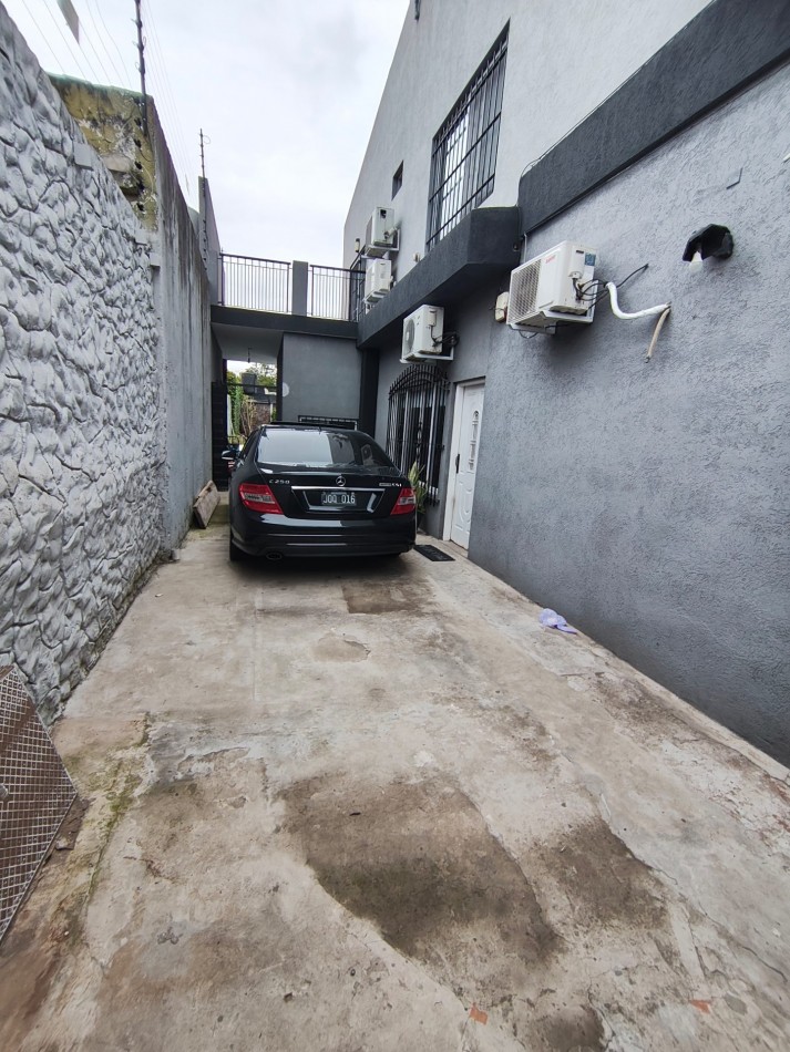 7 ambientes | 5 dormitorios | Vestidor | Pileta | Quincho | Parque | Orientacion Norte