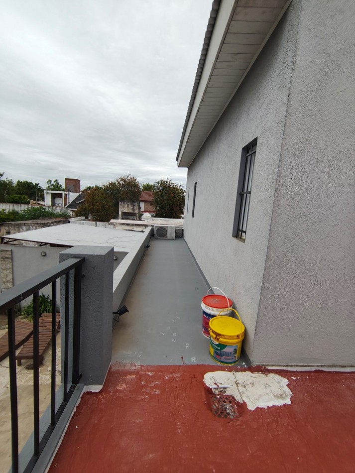 7 ambientes | 5 dormitorios | Vestidor | Pileta | Quincho | Parque | Orientacion Norte